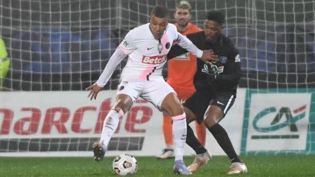  维罗纳爆冷击败国米，小将上演帽子戏法  